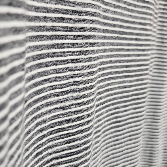 Current/Elliot t-shirt dress - Picture 3 of 17